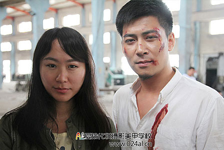 为《东北兄弟》剧组化妆