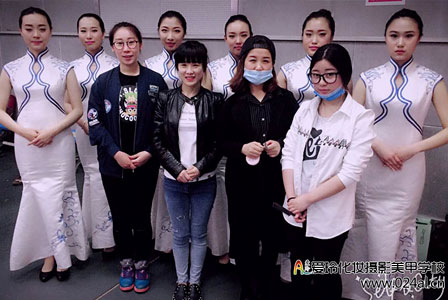 学校_大连化妆师培训【爱玲】职业学校_大连美甲学校_大连美容学校